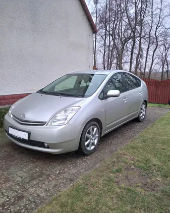 warmińsko-mazurskie Toyota Prius cena 23500 przebieg: 232523, rok produkcji 2005 z Kłodawa